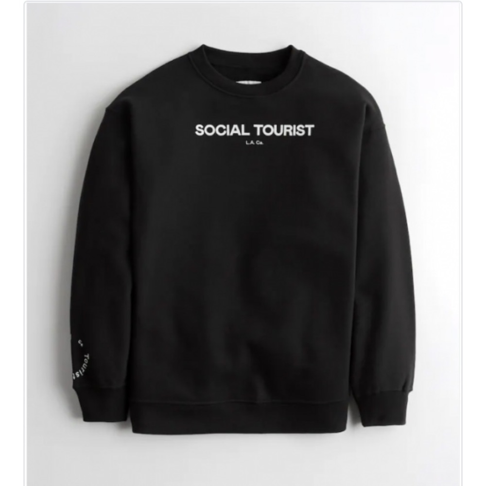 Social Tourist Oversized Crewneck Sweatshirt